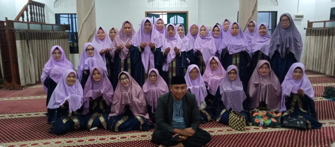 Bersama Ibu Ibu MT Masjid An Nur 2 Pramuka Tanjungpinang