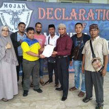 SERAH TERIMA SK SEKRETARIS UMUM FKM TANJUNGPINANG