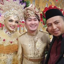 SATRIO,M.A MENGHADIRI PESTA PERNIKAHAN  ANGGOTA DPRD TANJUNGPINANG M ANDI