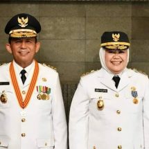 SATRIO,M.A UCAPKAN SELAMAT BUAT PAK H.ANSAR AHMAD,S.E M.M DAN IBU MARLIN AGUSTINA DI LANTIK MENJADI GUBERNUR DAN WAKIL GUBERNUR KEPULAUAN RIAU