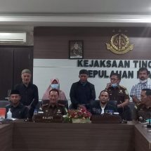 SATRIO,M.A BERSAMA AKTIFIS TANJUNGPINANG SILATURAHMI KE KANTOR KEJAKSAAN TINGGI KEPULAUAN RIAU